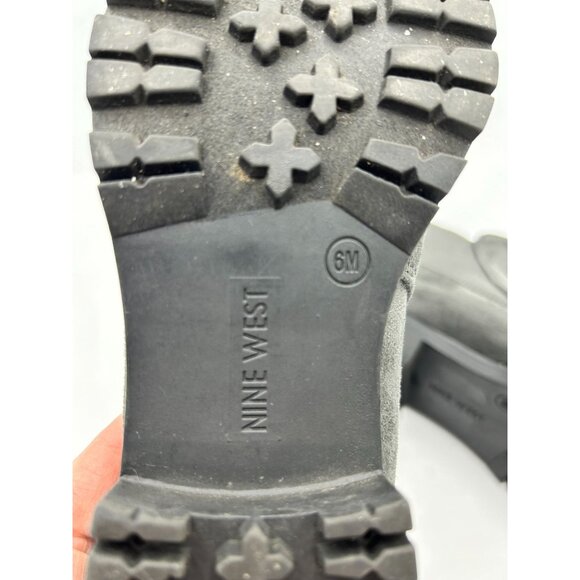 Nine West Womens Grey Faux Suede Chelsea Ankle Boots Lug Soles Size 6M - Picture 11 of 11